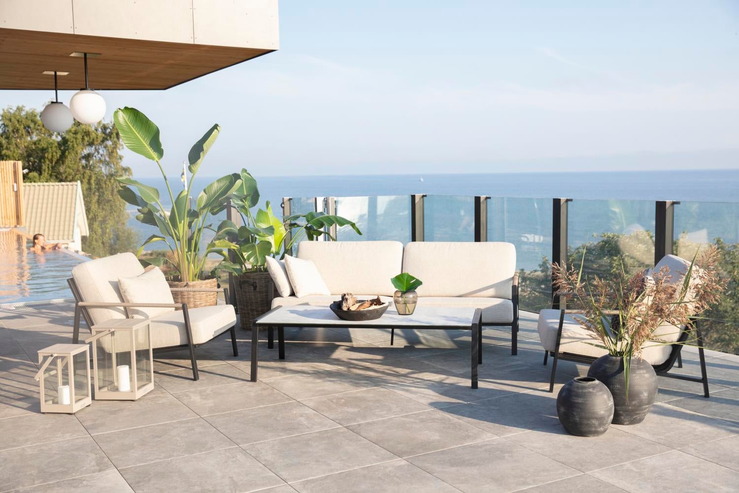 Lyra 2,5 sæder sofa  Black/sand