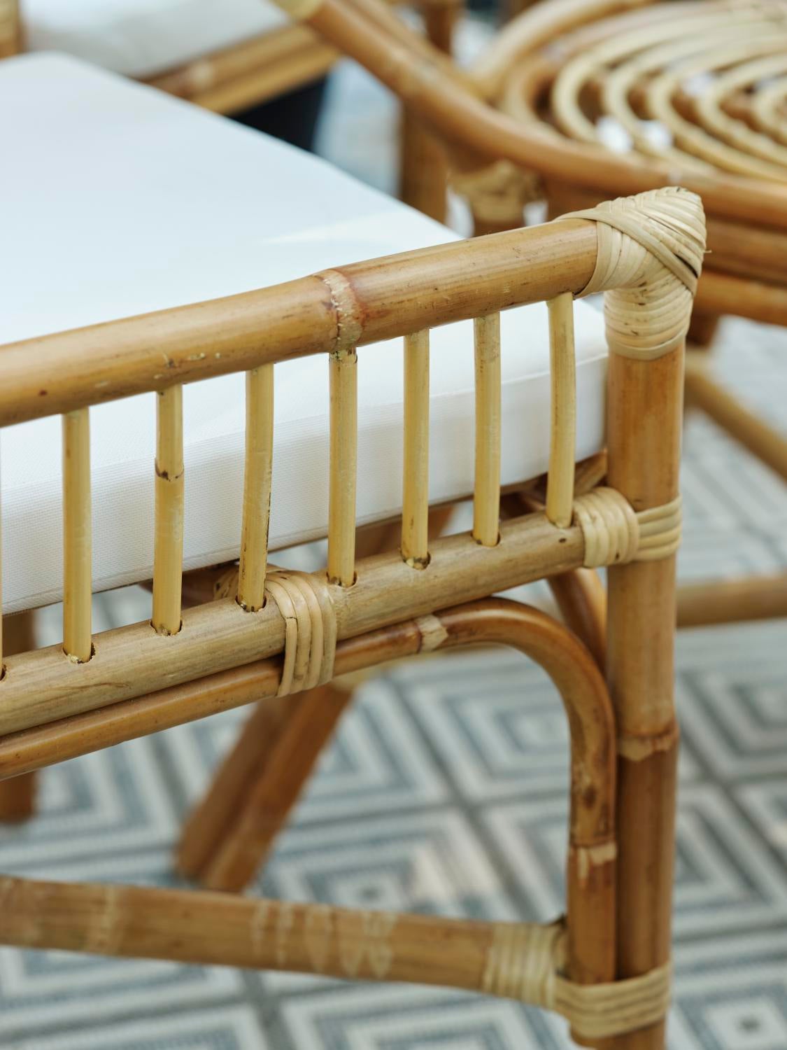 Vallda spisebordsstol Natur/hvid