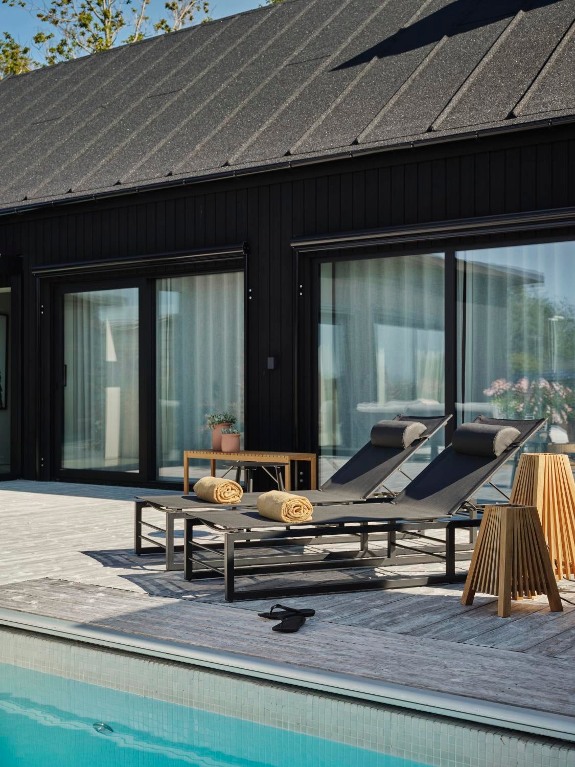 Vevi hvileseng Sort/sort