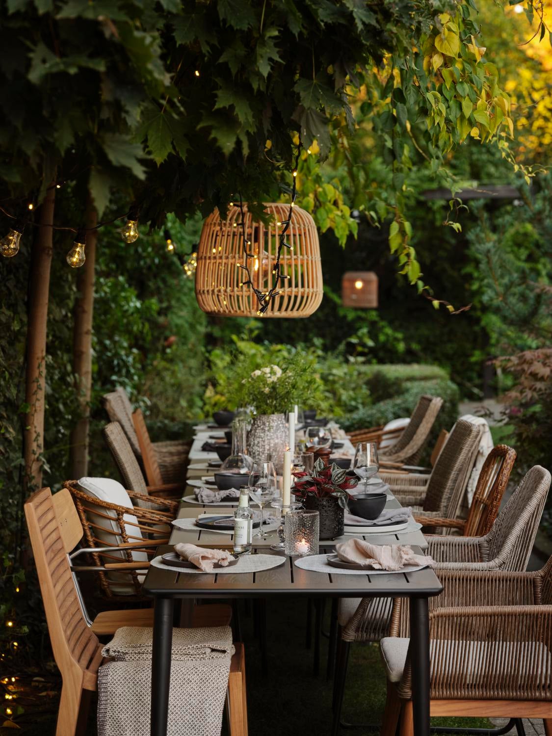 Nimes spisebord Khaki