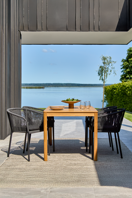 Delta stol med armlæn Sort/Teddy Black