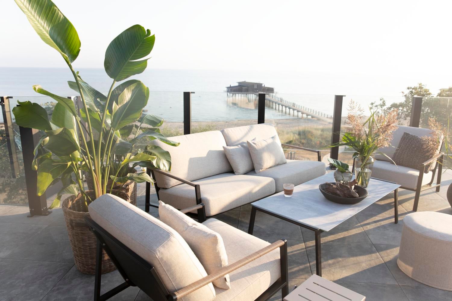 Lyra 2,5 sæder sofa  Black/sand