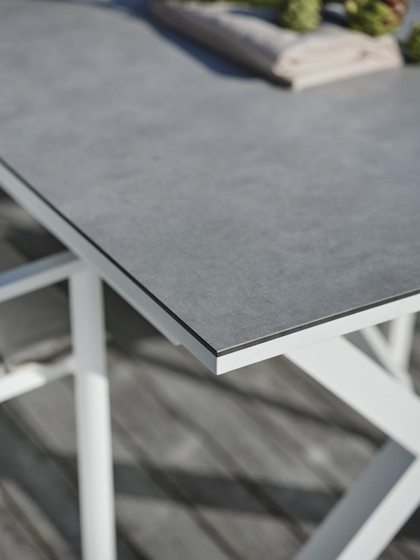 Hillmond spisebord Hvid/grå