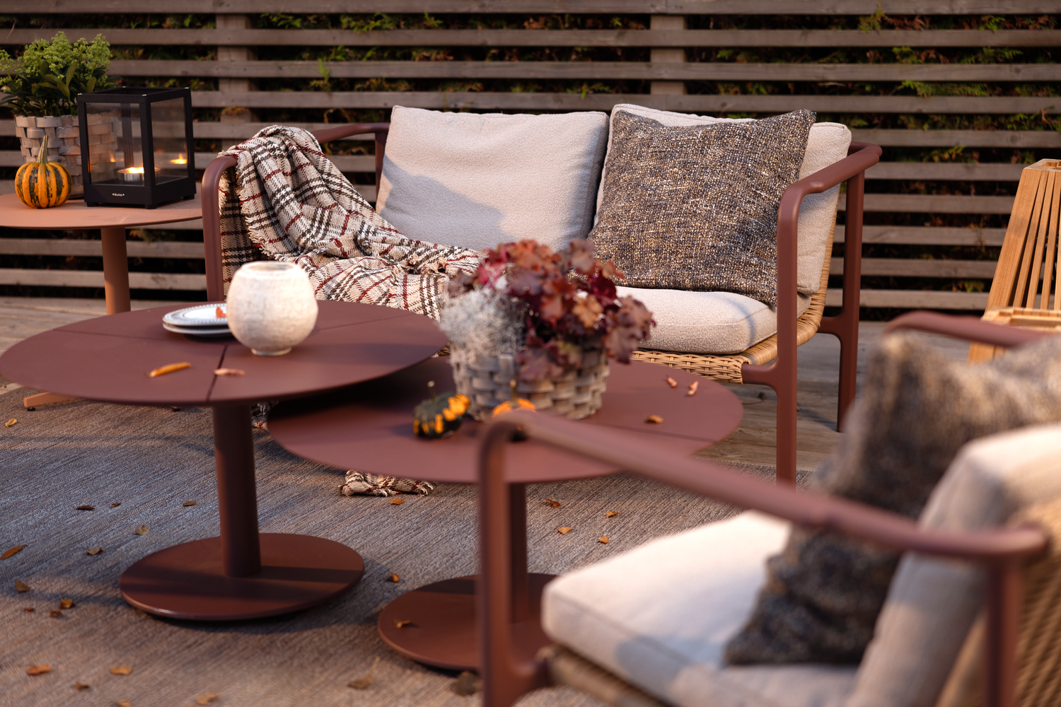 Motty lænestol Zin Red/Teddy Beige