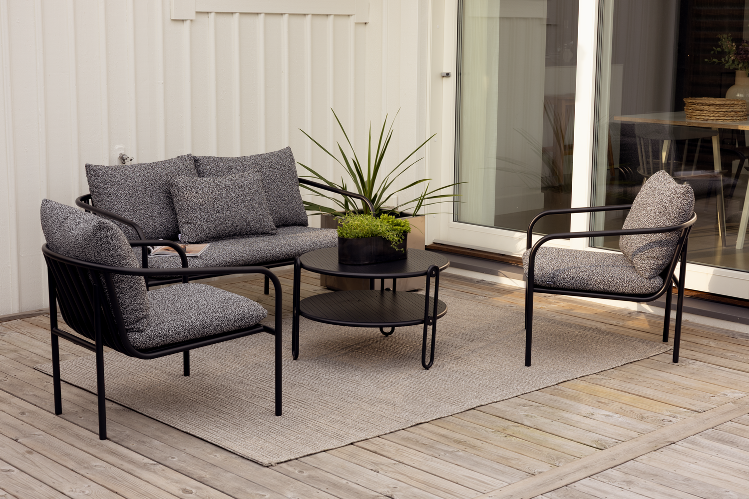 Bendt 2-personers sofa Sort/Teddy Ant